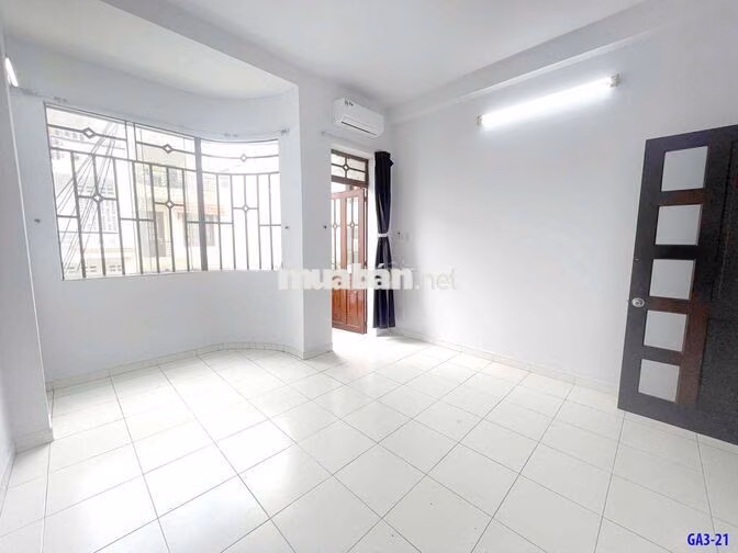 PHÒNG BAN CÔNG SIÊU THOÁNG NGAY CHỢ THẠCH ĐÀ GIÁ CHỈ ĐẦU 3TR