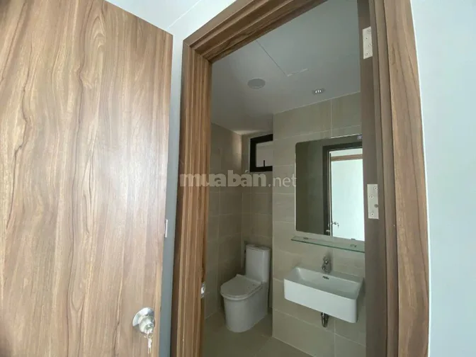 Cho thuê chung cư Cộng Hoà Plaza, 2PN, nội thất cơ bản - giá thuê 13tr