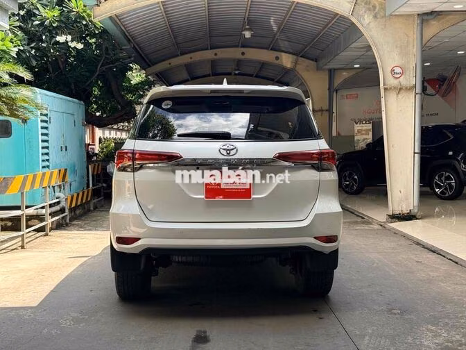FORTUNER 2.4AT 2022 | máy dầu 1 cầu - Sơn rin còn
