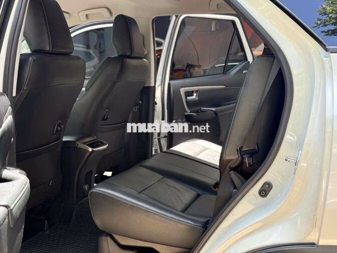 FORTUNER 2.4AT 2022 | máy dầu 1 cầu - Sơn rin còn