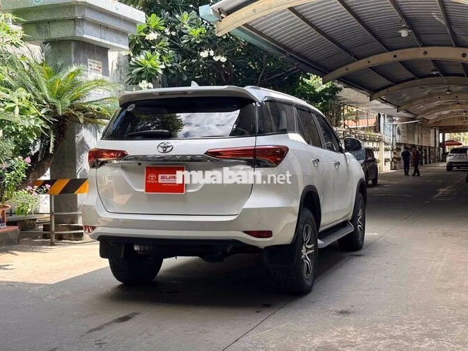 FORTUNER 2.4AT 2022 | máy dầu 1 cầu - Sơn rin còn