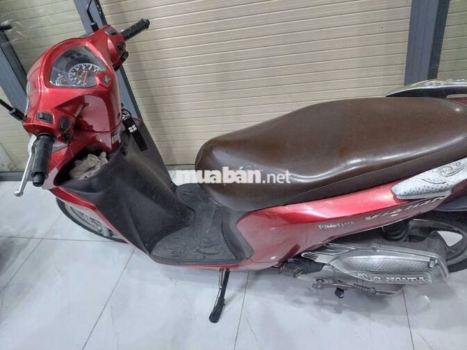 Honda Vision đời 2017  màu Đỏ