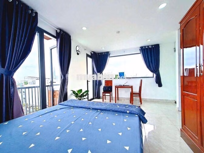 CĂN HỘ STUDIO BAN CÔNG VIEW CITY FULL NT TÒA NHÀ THANG MÁY HẦM XE 