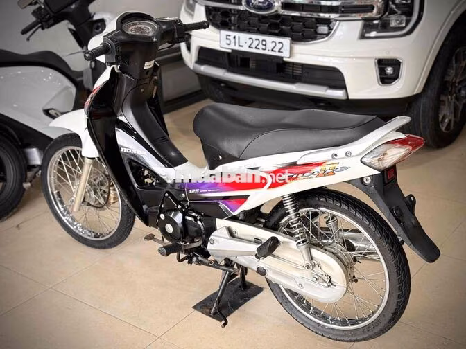 Honda Future II 125cc Trắng Đen Đỏ Tím