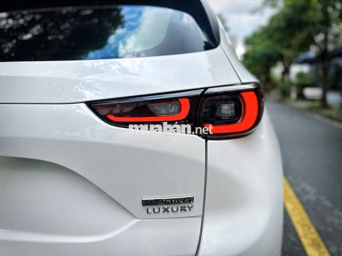 Mazda CX5 Luxury 2025 Trắng 9000km