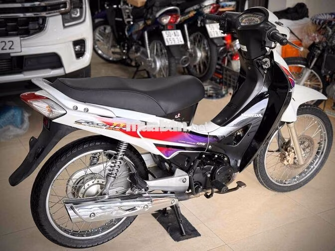 Honda Future II 125cc Trắng Đen Đỏ Tím