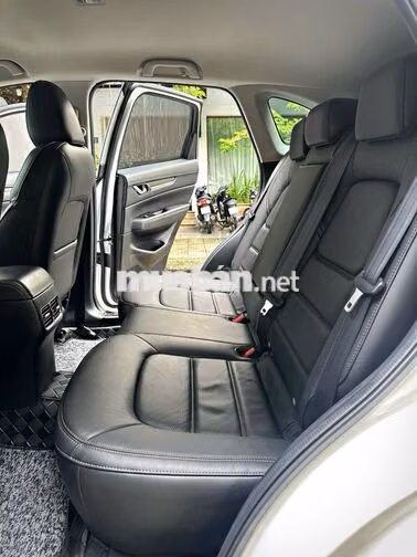 Mazda CX5 Luxury 2025 Trắng 9000km