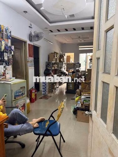 Bán căn hộ Cao Ốc A Nguyễn Kim