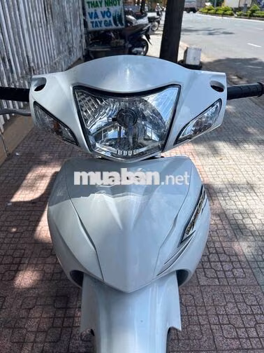 Honda Wave A110 Trắng zin êm chính chủ
