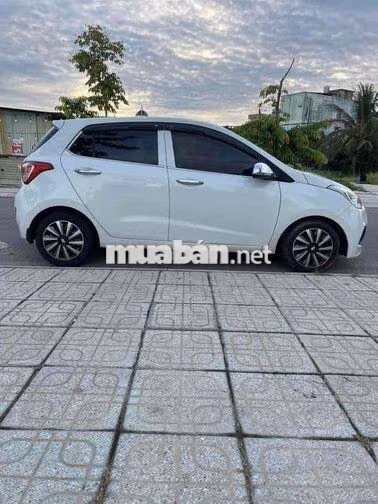 Hyundai i10 2016 Trắng mt