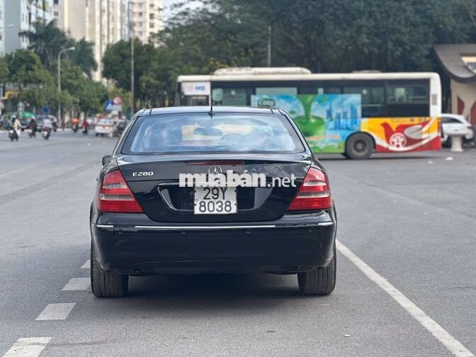 Mercedes-Benz E280 2005 Màu Đen 160000 Km