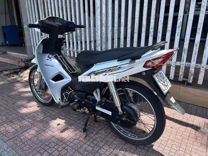 Honda Wave A110 Trắng zin êm chính chủ