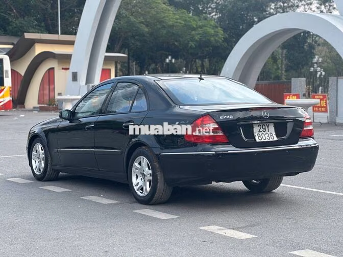 Mercedes-Benz E280 2005 Màu Đen 160000 Km