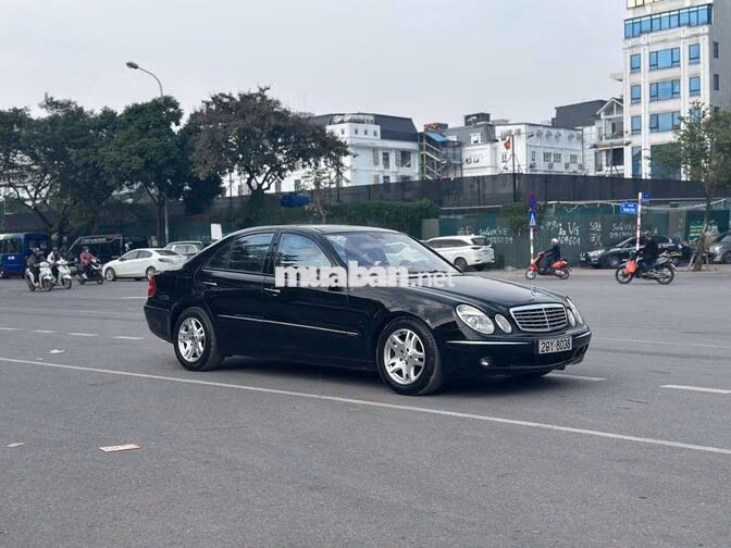 Mercedes-Benz E280 2005 Màu Đen 160000 Km