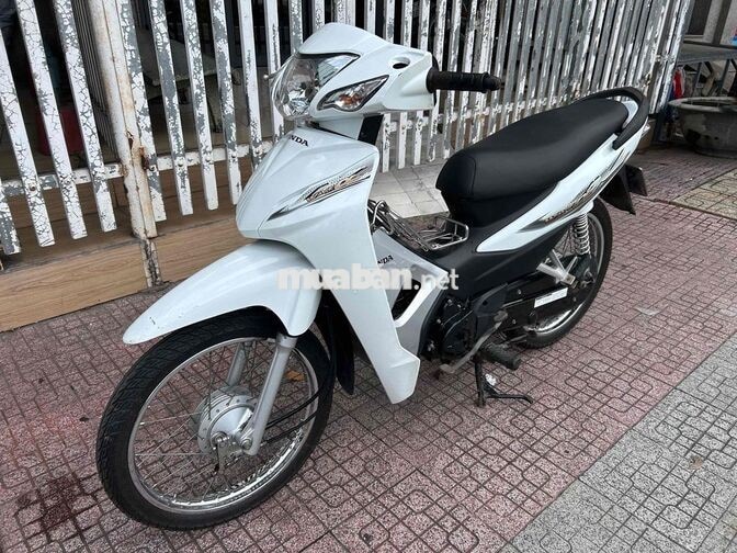 Honda Wave A110 Trắng zin êm ngon bs63