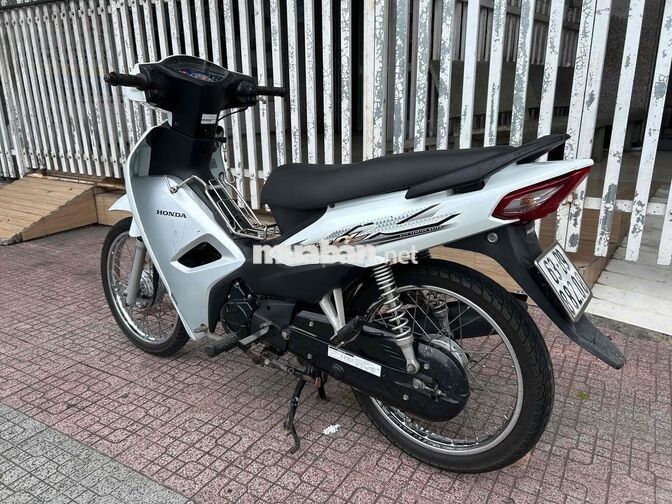 Honda Wave A110 Trắng zin êm ngon bs63