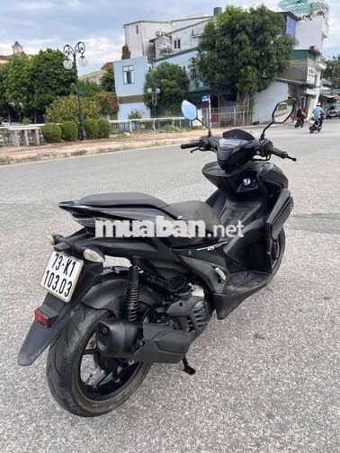 Yamaha NVX 2017 Đen Zin