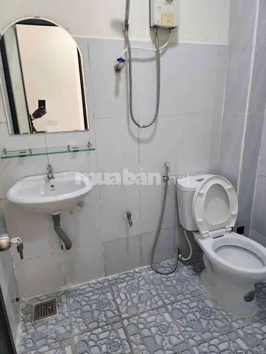Cho thuê nhà 1 lầu gần Công viên phần mềm Quang Trung , Trung Mỹ Tây