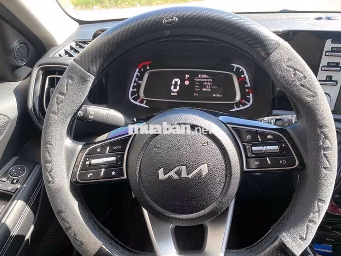 KIA Sonet Luxury 2025 14.000km Đỏ