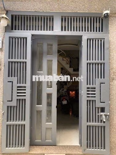 Cho thuê nhà nguyên căn 4 phòng ngủ 4 máy lạnh nhà mớI sơn 