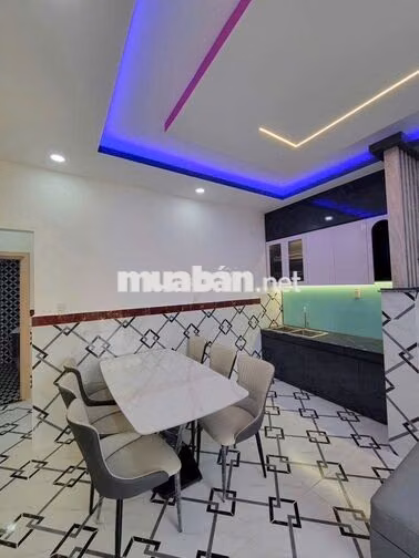 Bán nhà gần chợ, trường học 1 trệt 1 lầu giá chỉ 1c tỷ 900 triệu!!