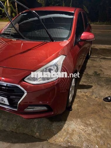 Hyundai Grand i10 Đỏ 5 chỗ