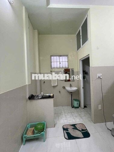 NHÀ HẺM XE HƠI PHƯỜNG LINH ĐÔNG CŨ