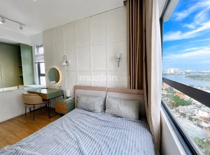 Chủ Nhà ( bán gấp) ngay MT Phạm Văn Đồng 2 tỷ 1 , sổ riêng công chứng 