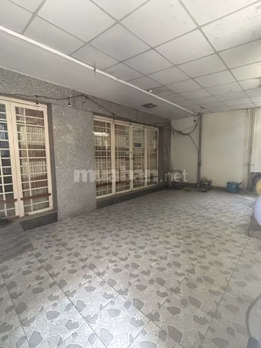 Bán gấp nhà MT nhựa 8m khu hành chính Lâm Hoành P An Lạc