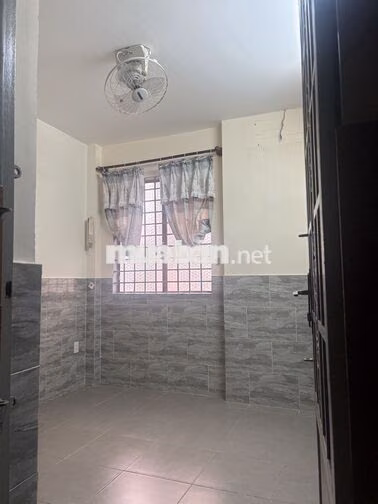 Nhà cho thuê PHẠM VĂN CHIÊU, gần trường học và chợ, khu dân cư an ninh