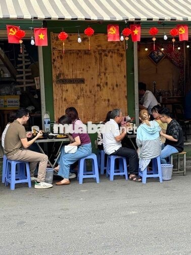 tạp vụ , rửa chén quán ăn sáng