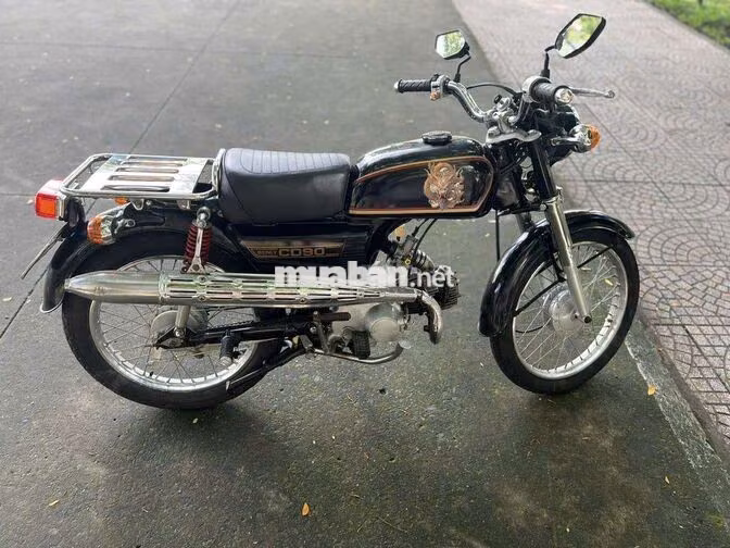 Honda SS50 lên CD90 màu Đen