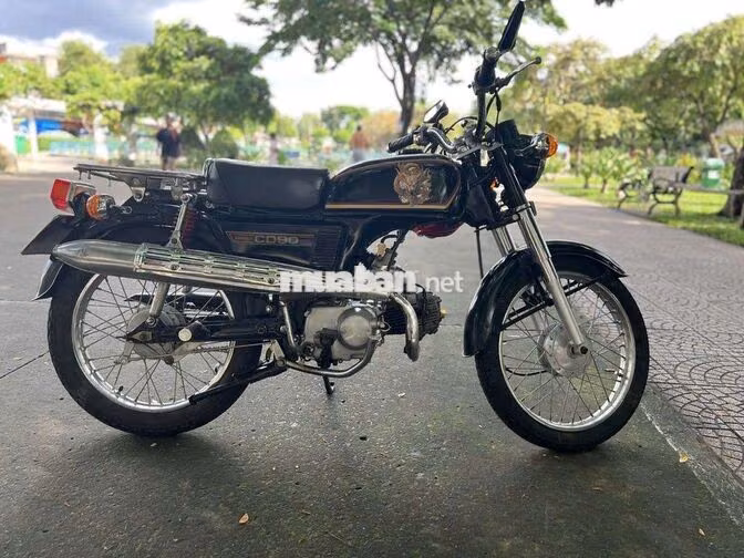 Honda SS50 lên CD90 màu Đen