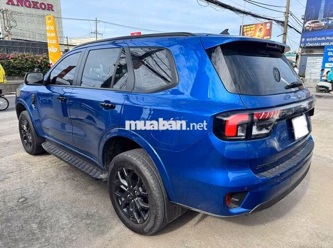 Ford Everest Nextgen Sport 2023 Xanh 21.000 km