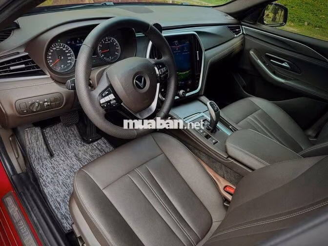 VINFAST LUX A 2.0 MODEL 2020 BẢO HÀNH HÃNG 2030