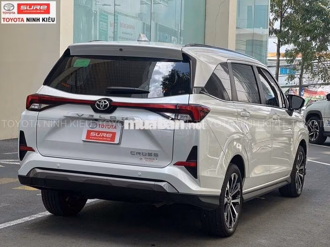 Toyota Veloz Cross Top 2024 Trắng 16.000 km