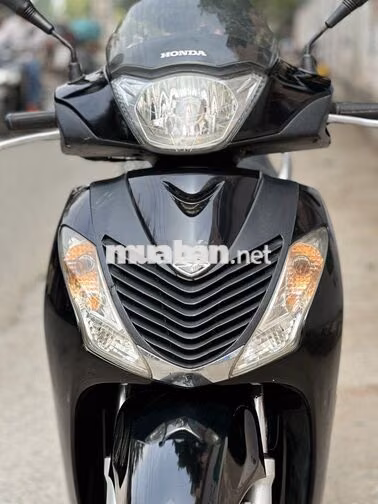 Honda SH 125 Ý Đen