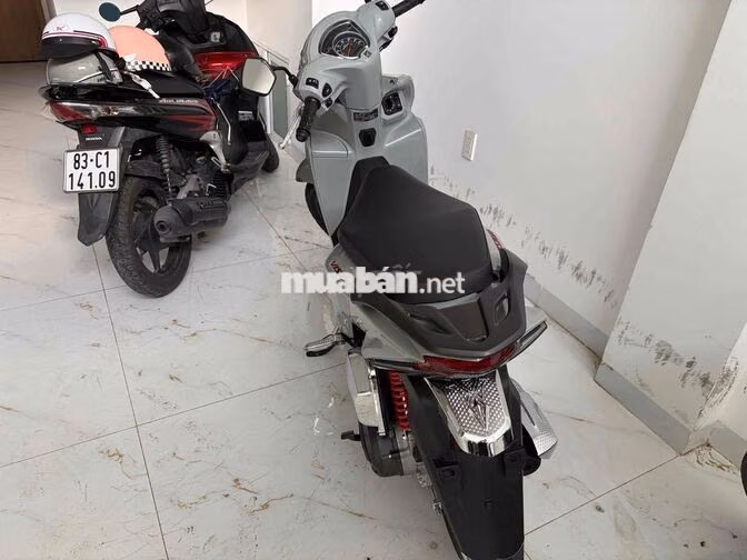 Honda Vision Xám 100km