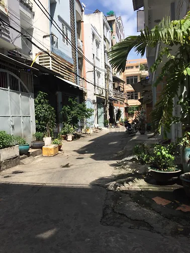 Cho thuê nhà Hẻm 8m - Đường Tô Hiến Thành, P.14, Q.10. 4m x 20m. 1 lầu