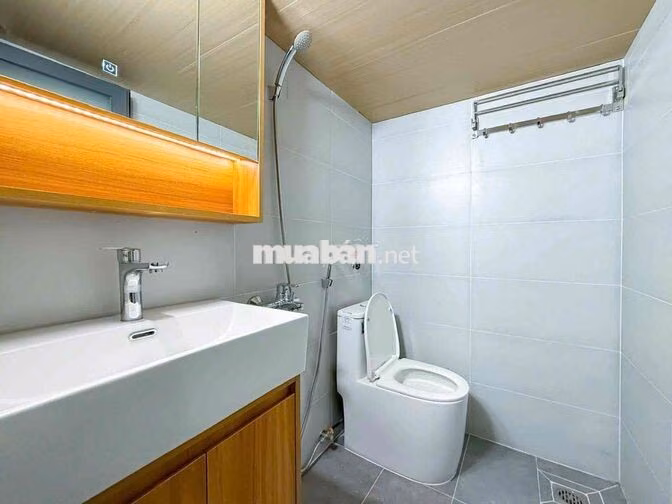 CHO THUÊ TRỌ CÓ GÁC FULL NỘI THẤT GẦN ĐẠI HỌC VĂN LANG