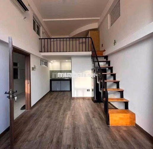 DUPLEX CỬA SỔ THOÁNG NGAY TRUNG TÂM QUẬN 10