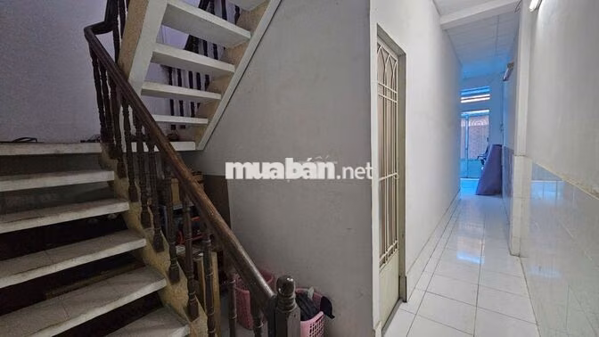 Phòng diện tích lớn nguyễn hữu cảnh bình thạnh 