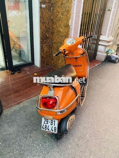 Piaggio Vespa Cam
