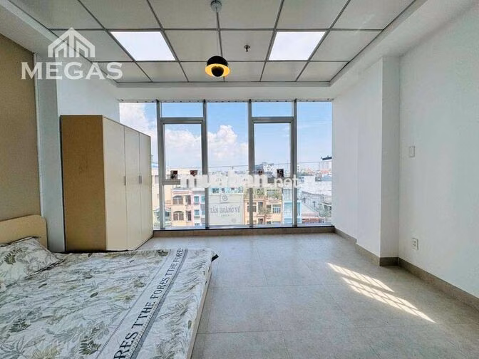 KHAI TRƯƠNG CHDV VIEW KÍNH NGAY KINH DƯƠNG VƯƠNG - HỒNG BÀNG