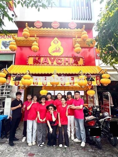 NHÂN VIÊN CỬA HÀNG MAYCHA