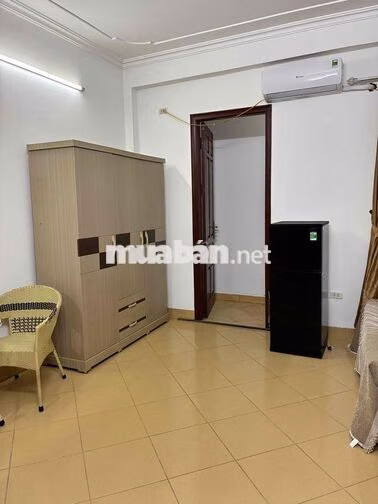 Cho thuê phòng đẹp mặt phố Trung Yên