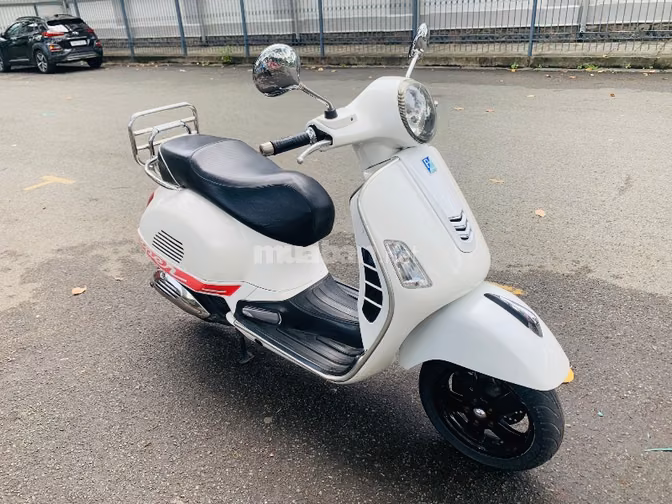 Bán Vespa GTS 125 , 3V Trắng , sx 2014