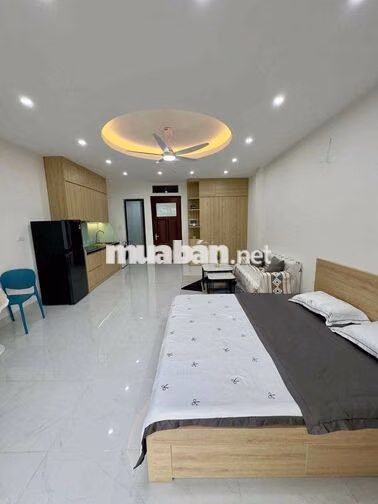 STUDIO FULL ĐỒ SIÊU RỘNG BAN CÔNG NGAY TRUNG TÂM CẦU GIẤY