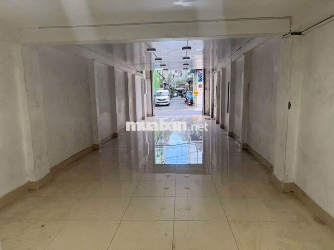 Cho Thuê Nhà nguyên căn mặt tiền đường gần chợ Tân Bình