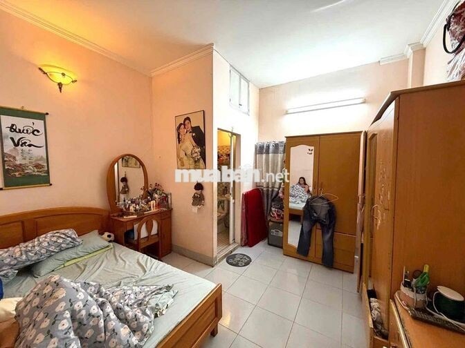 Nhỉnh 5 Tỷ - Nguyễn Văn Đậu, Bình Thạnh - 2 TẦNG – 40M² – 3PN – HẺM 3